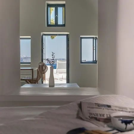 Pina Caldera Villa: Santorini Retreat With Private Pool * Oia (Santorini)