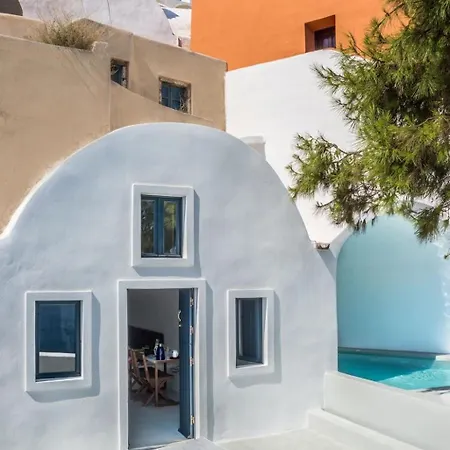 Villa Pina Caldera Villa: Santorini Retreat With Private Pool *