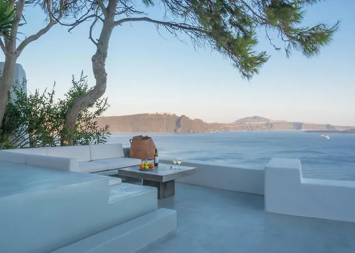 Pina Caldera Villa: Santorini Retreat With Private Pool Villa *