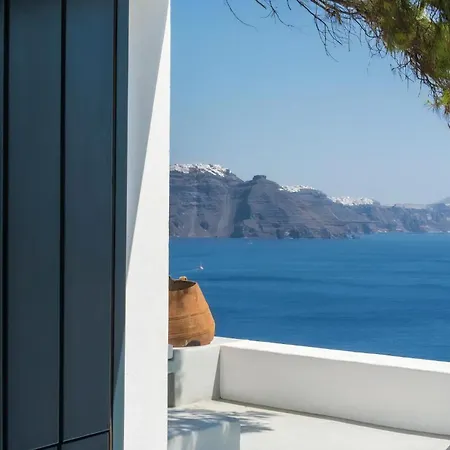 Villa Pina Caldera Villa: Santorini Retreat With Private Pool