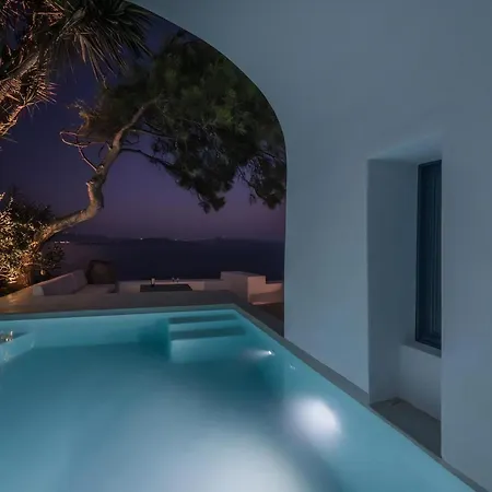 Pina Caldera Villa: Santorini Retreat With Private Pool