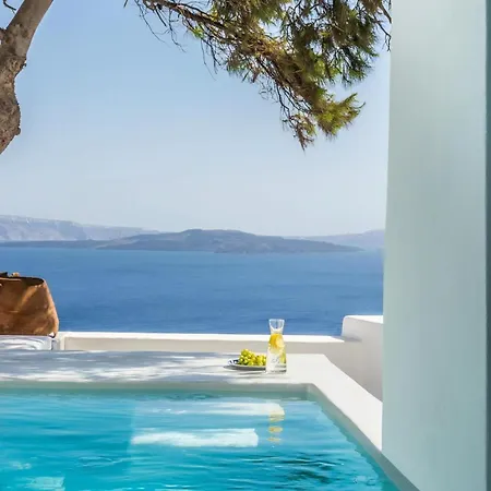 Pina Caldera Villa: Santorini Retreat With Private Pool Oia (Santorini)