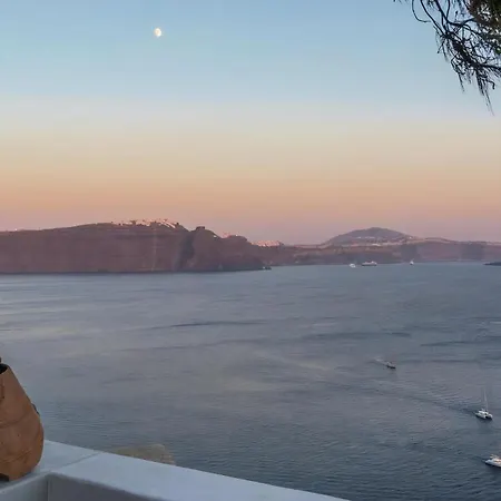 Villa Pina Caldera Villa: Santorini Retreat With Private Pool